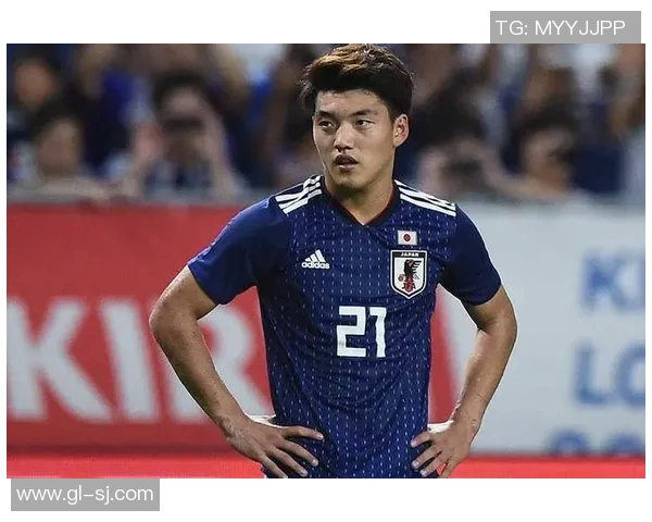 莱奥的成长之路：从小镇少年到国际足球巨星的奋斗历程