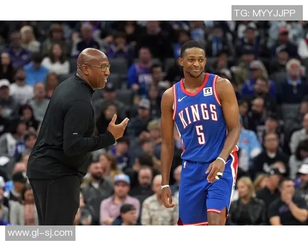 02年国王队与劲敌的巅峰对决回顾与精彩瞬间分析